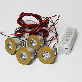 Освещение Контакт Плюс золотого цвета